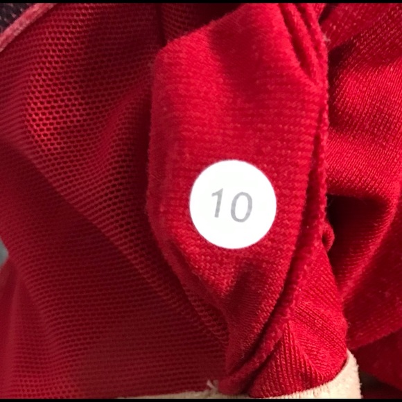 Lululemon top size 10 - Picture 7 of 7